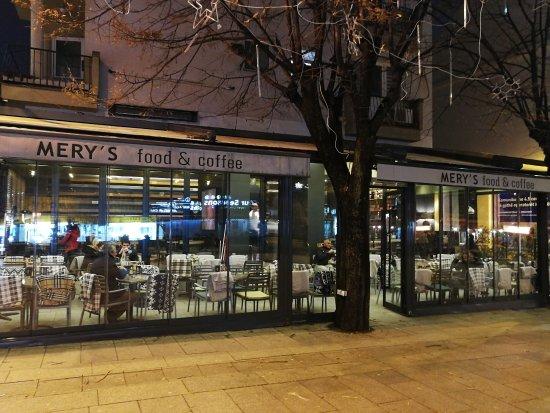 Mery's Food & Coffee